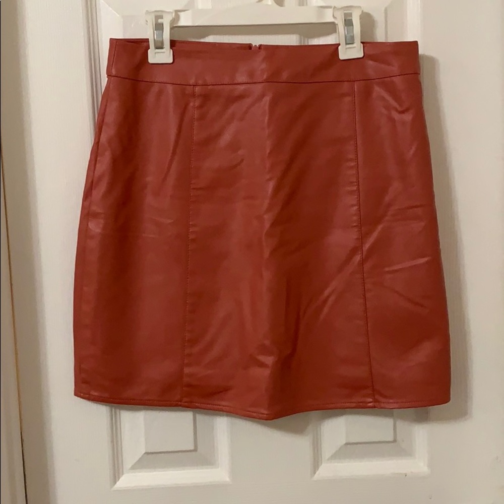 Bishop + Young lined pink pleather skirt